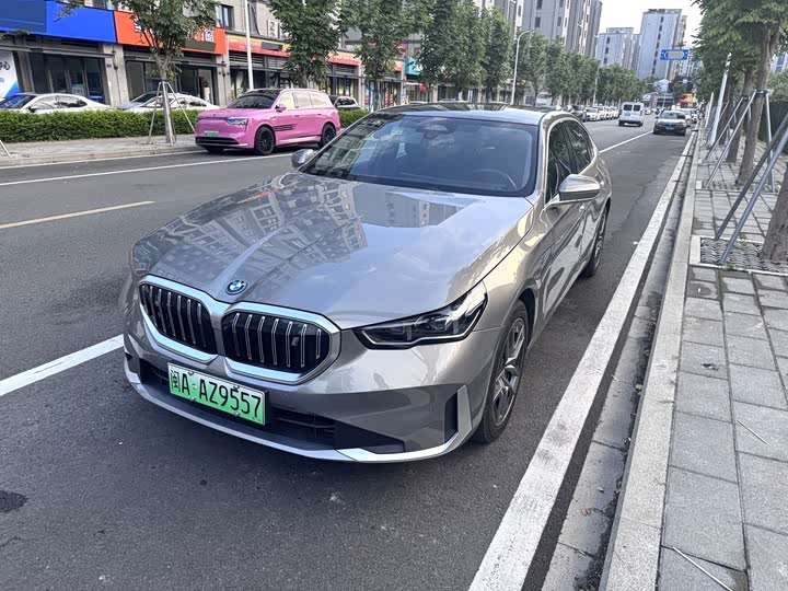 BMW i5, 2023 — купить в Казани под ключ