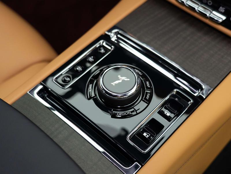 Rolls-Royce Ghost, 2023 — фото 8 из 12