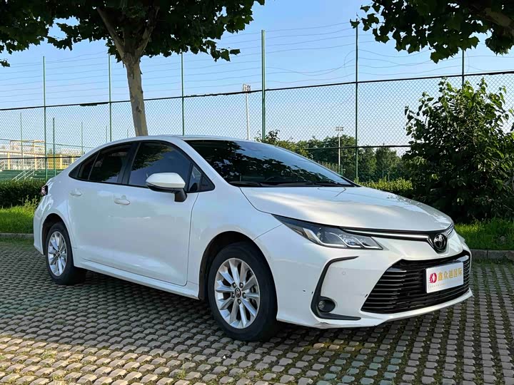 Toyota Corolla, 2022 — фото 3 из 9