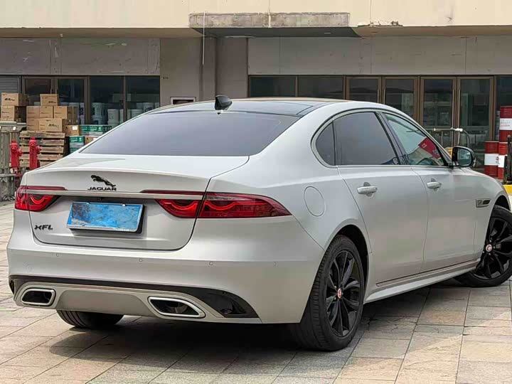 Jaguar XF L, 2023 — фото 4 из 9