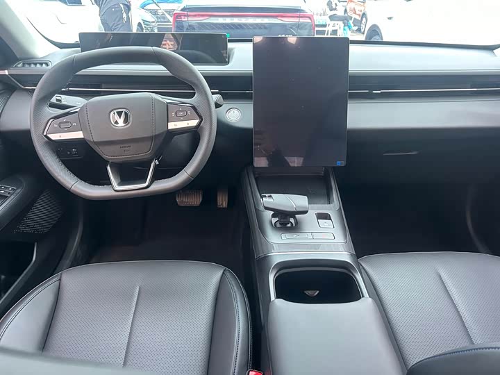 Changan Eado Plus, 2024 — фото 8 из 9