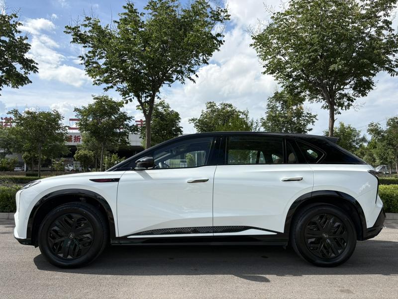 Hongqi EHS7 (Tiangong 08), 2025 — фото 4 из 12