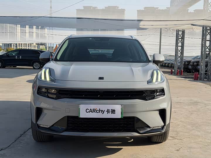 Lynk & Co 06 EM-P Hybrid, 2022 — фото 2 из 9