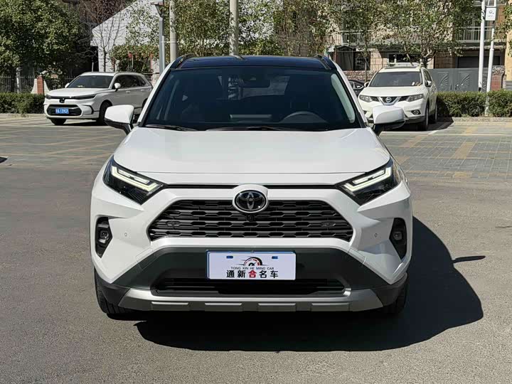 Toyota RAV4, 2025 — фото 2 из 9