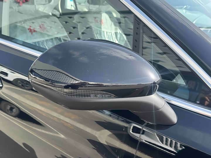 Hongqi H5, 2026 — фото 3 из 9