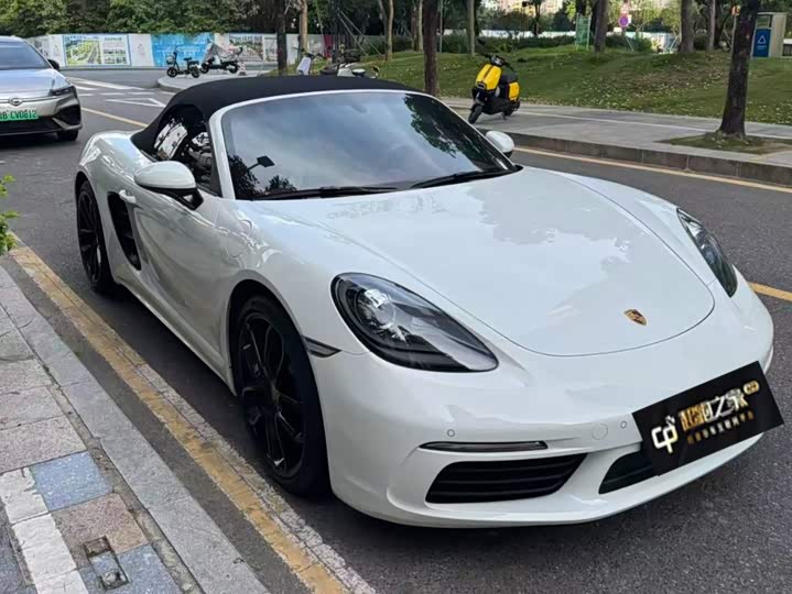 Porsche 718, 2024 — фото 2 из 9