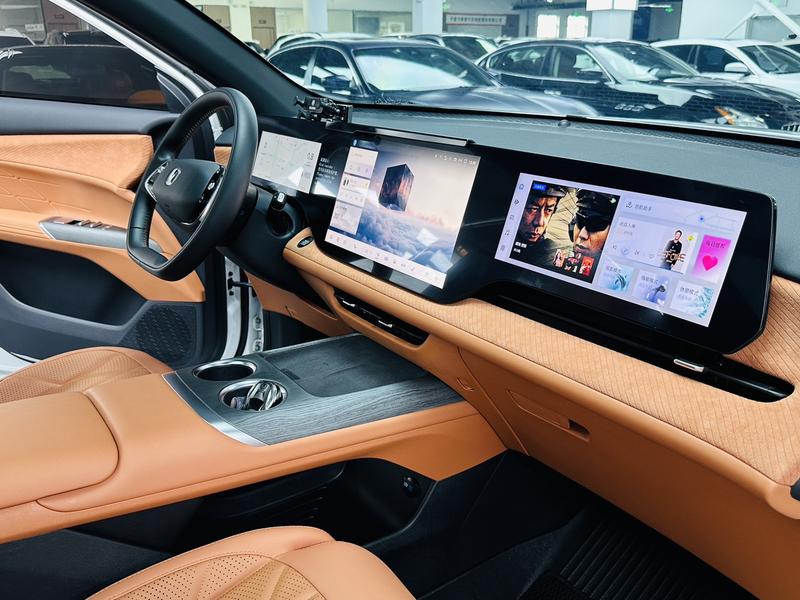 Changan CS75 Plus, 2026 — фото 8 из 12