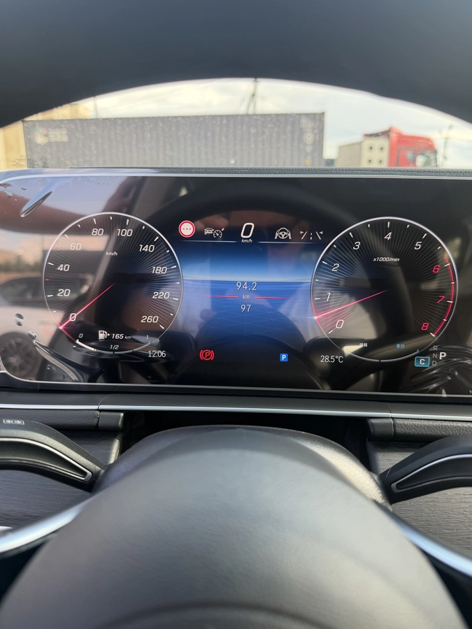 Mercedes-Benz GLE, 2025 — фото 11 из 12