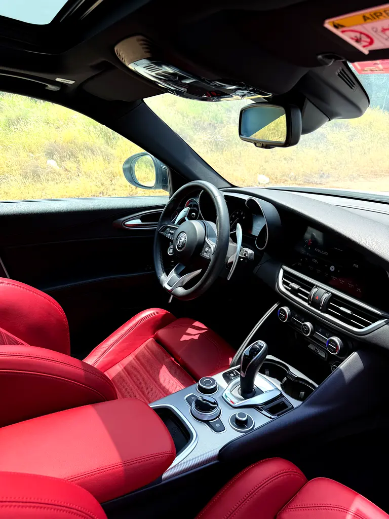 Alfa Romeo Giulia, 2022 — фото 9 из 10