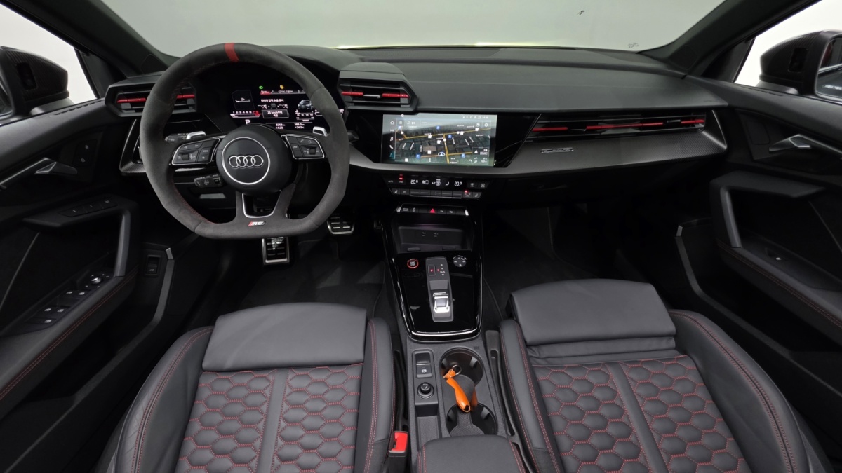 Audi RS 3, 2023 — фото 6 из 12