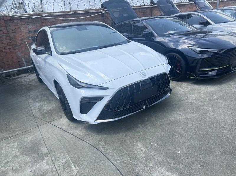 MG Motor 5 Scorpio, 2022 — фото 3 из 12
