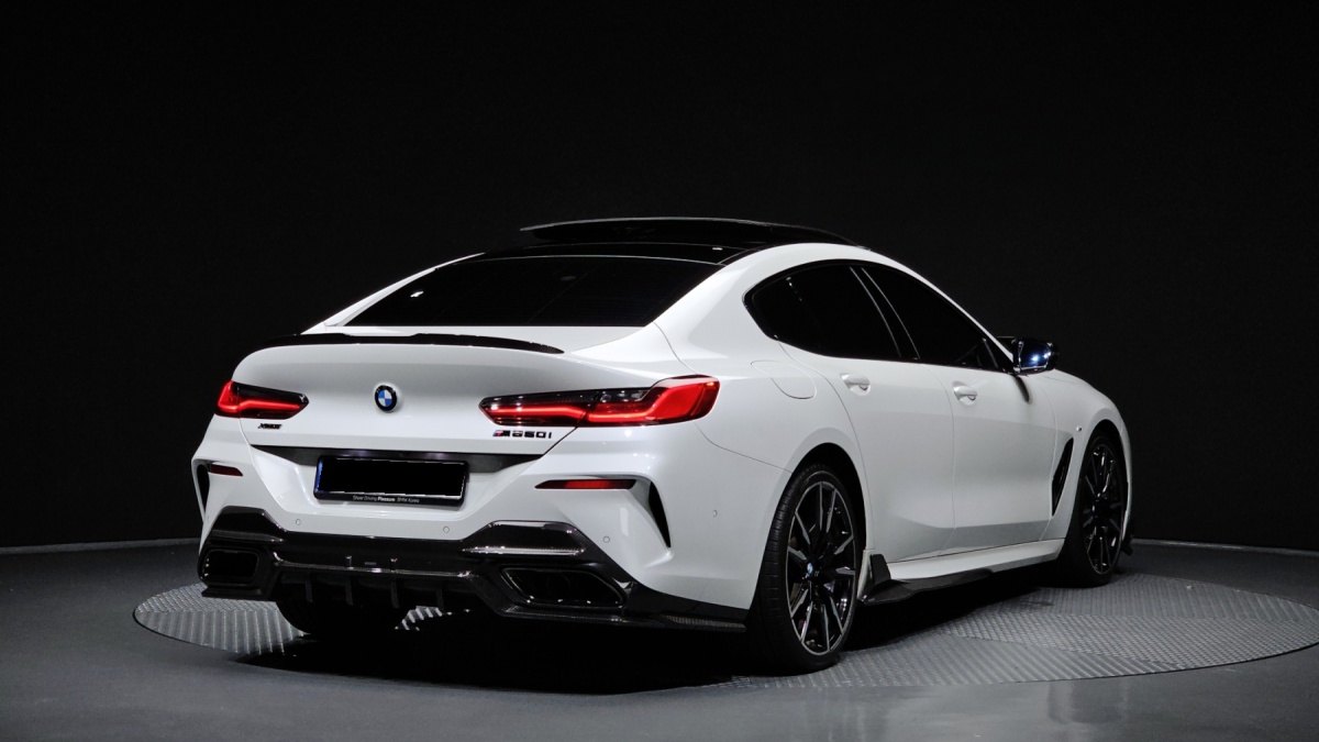 BMW 8 Series, 2023 — фото 2 из 12
