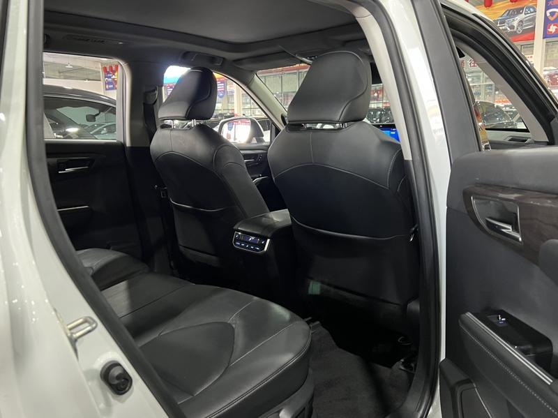 Toyota Highlander, 2022 — фото 11 из 12