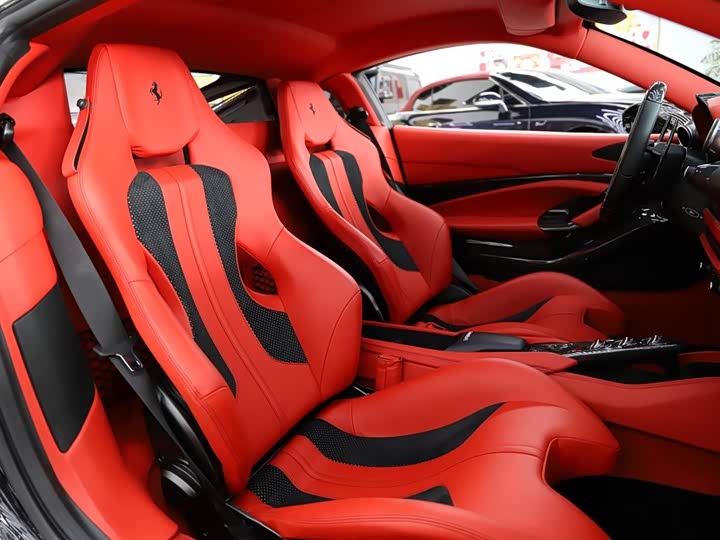 Ferrari F8, 2021 — фото 7 из 9