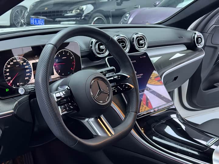 Mercedes-Benz C-Class, 2023 — фото 5 из 9