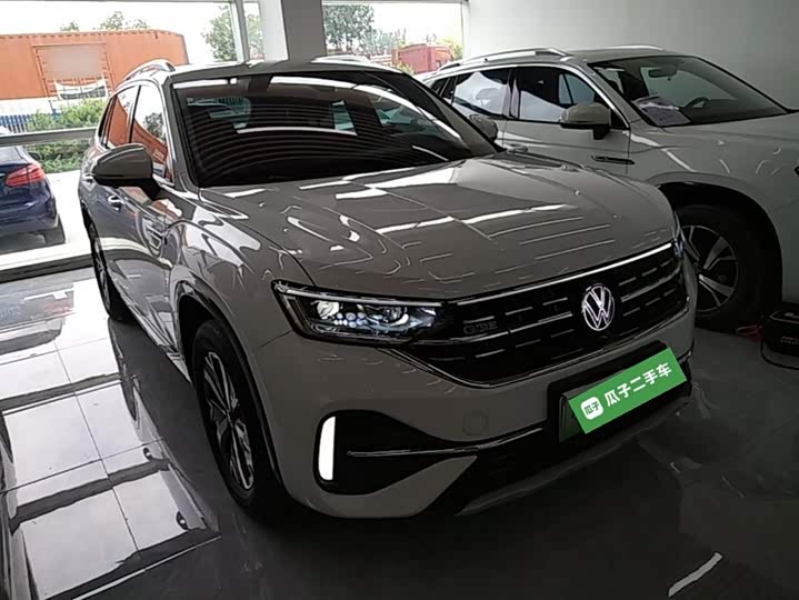 Volkswagen Tayron GTE Hybrid, 2024 — фото 4 из 9