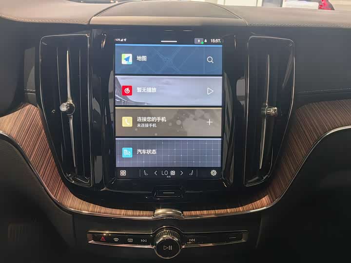 Volvo XC60, 2025 — фото 5 из 9