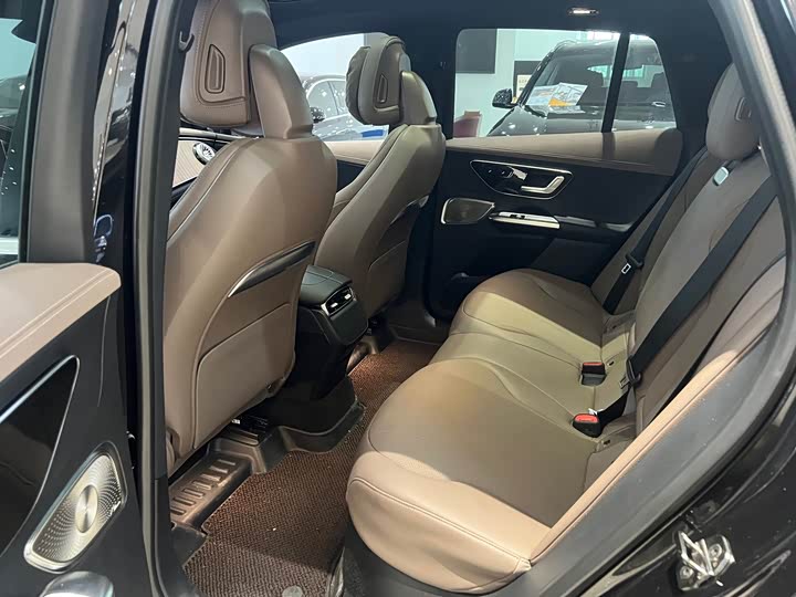 Mercedes-Benz EQE SUV, 2025 — фото 6 из 9