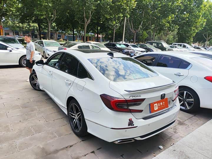 Honda Accord, 2022 — фото 4 из 9