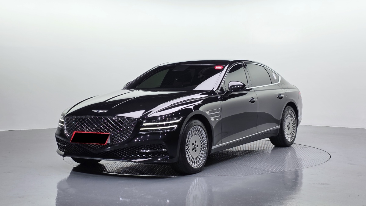 Genesis G80, 2023 — купить в Москве под ключ
