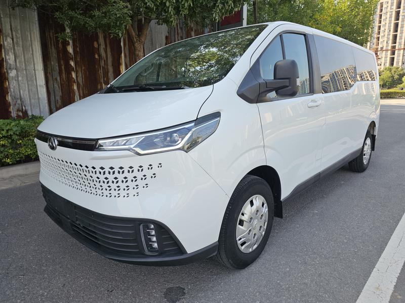 Maxus V70, 2024 — купить в Москве под ключ
