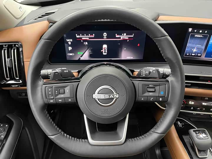 Nissan Pathfinder, 2023 — фото 3 из 9