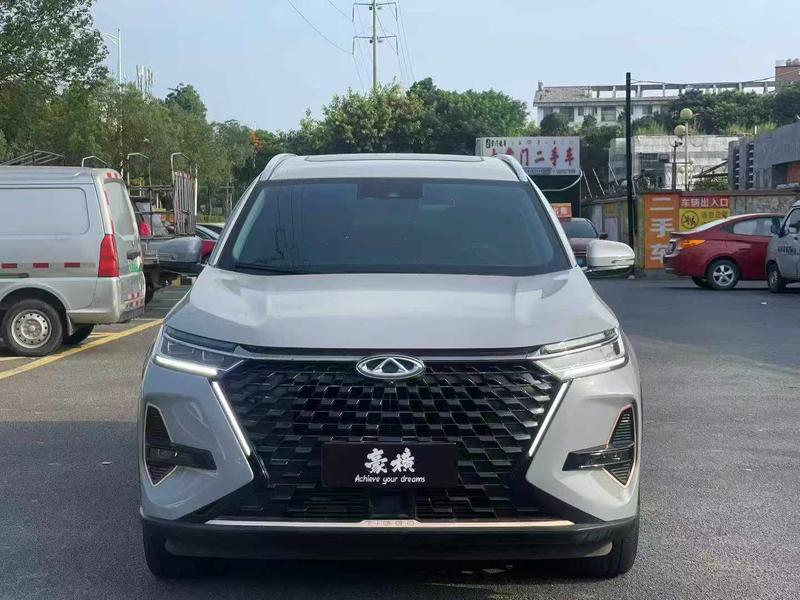 Chery Tiggo 8 Pro, 2023 — фото 2 из 10
