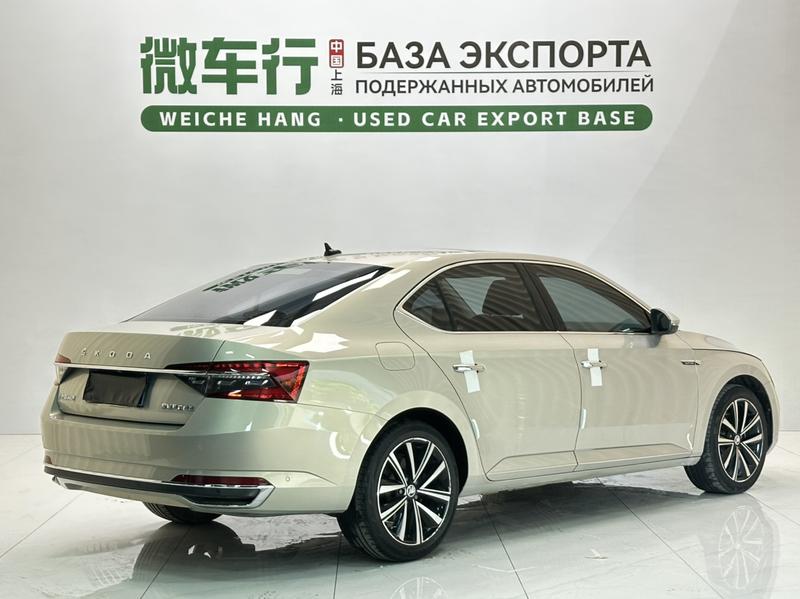 Skoda Superb, 2022 — фото 6 из 12