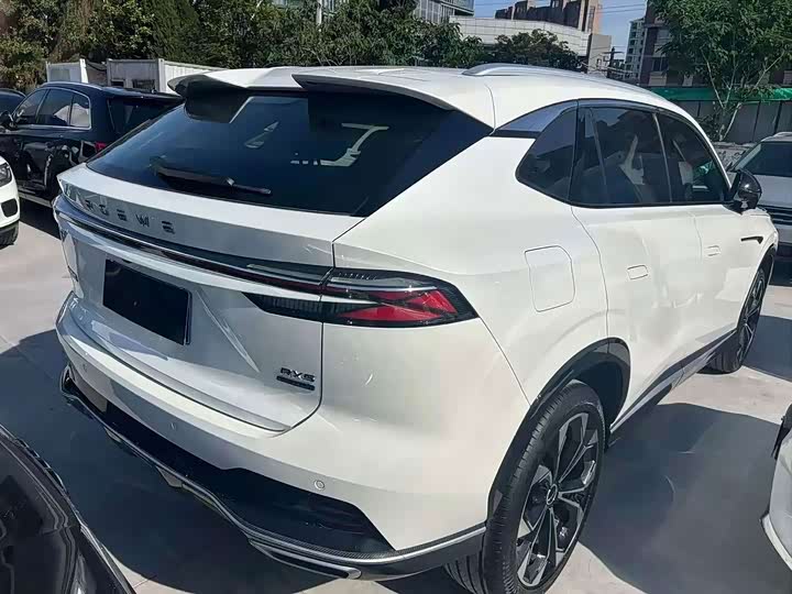 Roewe RX5, 2022 — фото 4 из 7