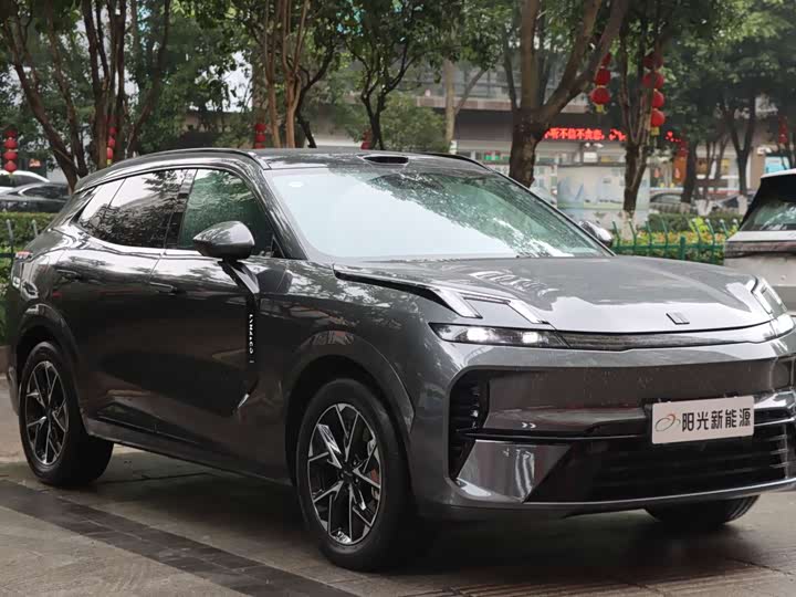 Lynk & Co 08 EM-P Hybrid, 2025 — фото 3 из 9