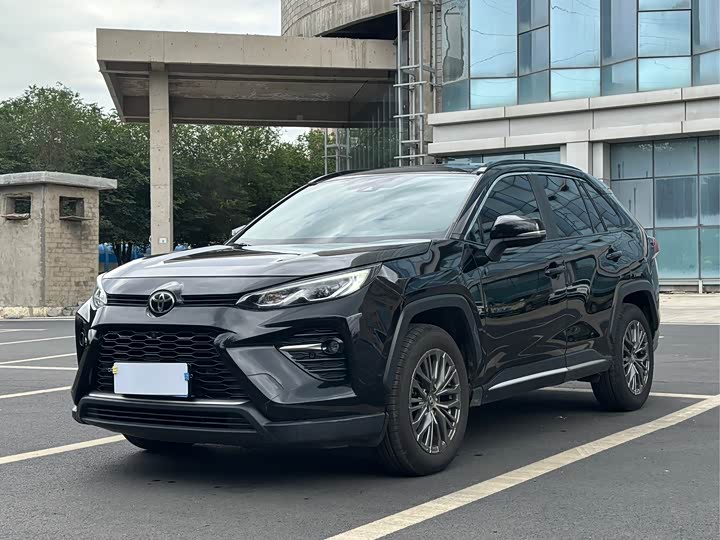 Toyota Wildlander, 2023 — купить в Брянске под ключ