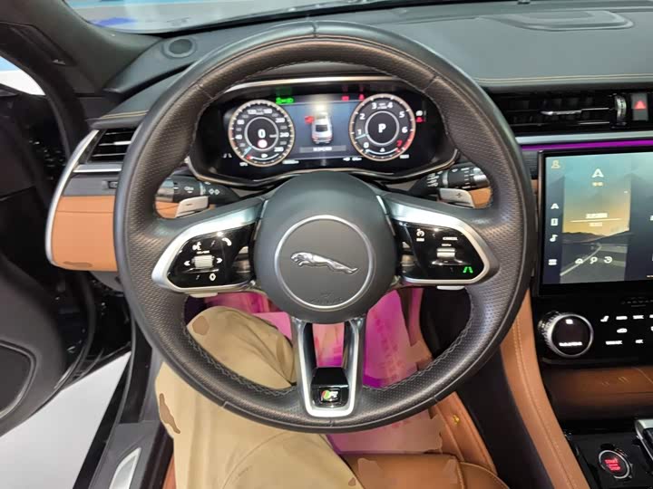 Jaguar XF L, 2022 — фото 7 из 9