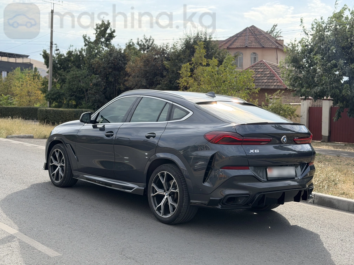 BMW X6, 2022 — фото 6 из 10