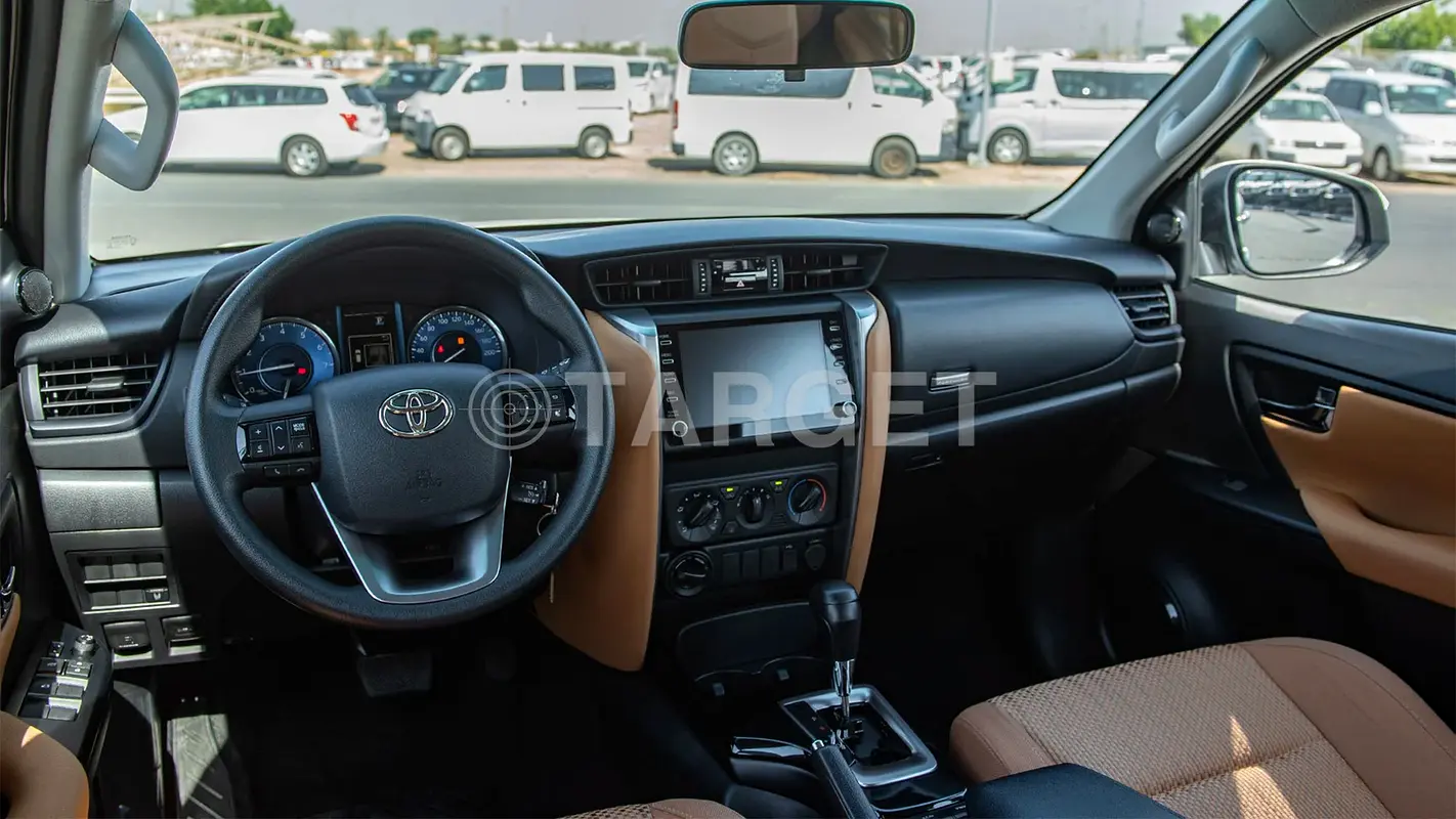 Toyota Fortuner, 2026 — фото 10 из 10