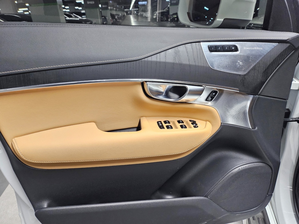 Volvo XC90, 2022 — фото 12 из 12