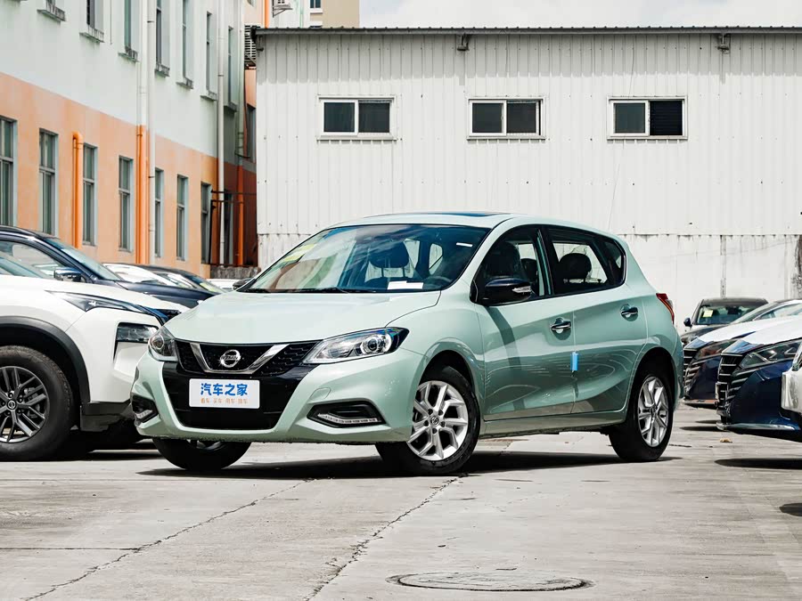 Nissan Tiida, 2026 — купить в Саратове под ключ
