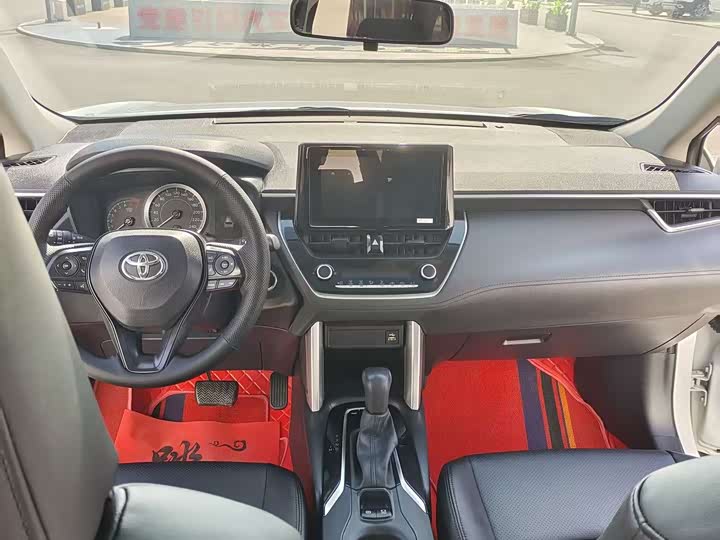 Toyota Corolla Cross, 2023 — фото 9 из 9