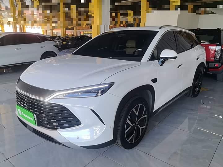 BYD Song L DM-i Hybrid, 2025 — фото 2 из 9