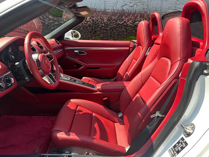 Porsche 718, 2024 — фото 7 из 9