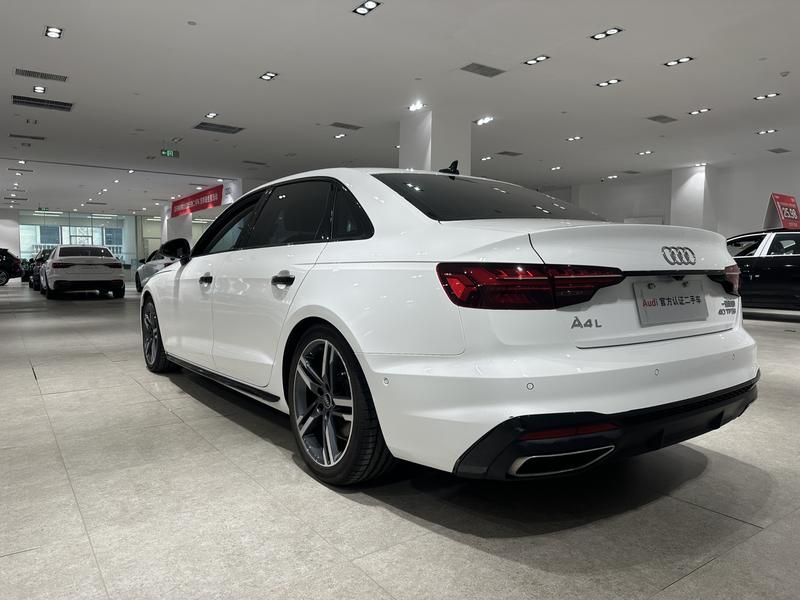 Audi A4L, 2021 — фото 4 из 9
