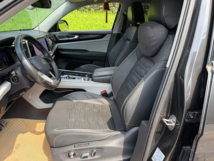Volkswagen Teramont X, 2022 — фото 8 из 9