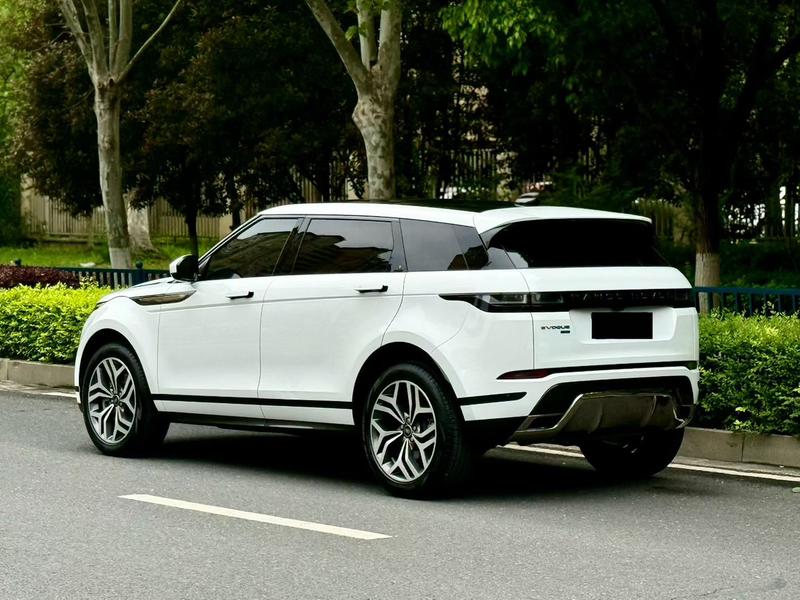 Land Rover Range Rover Evoque L, 2022 — фото 4 из 9