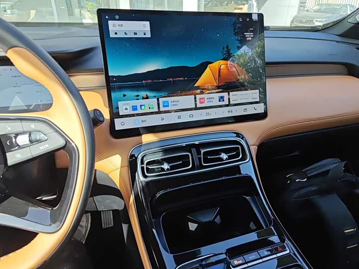 Geely Atlas L, 2025 — фото 9 из 9