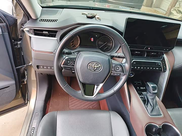 Toyota Harrier, 2022 — фото 6 из 9