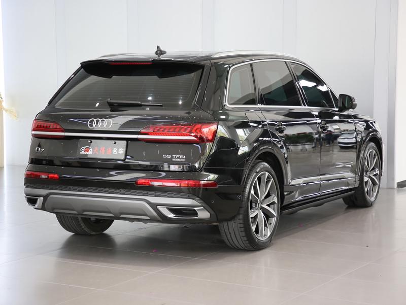 Audi Q7, 2022 — фото 4 из 12
