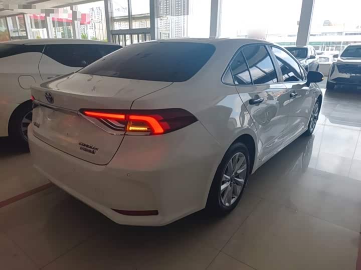 Toyota Corolla, 2023 — фото 7 из 9