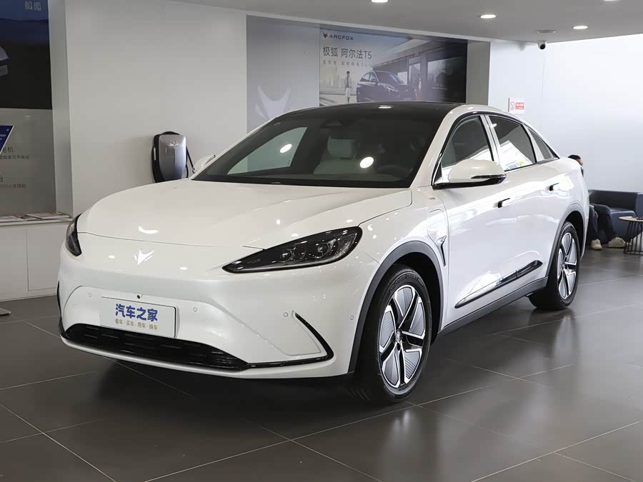 BAIC Arcfox Alpha S6, 2026 — купить в Оренбурге под ключ