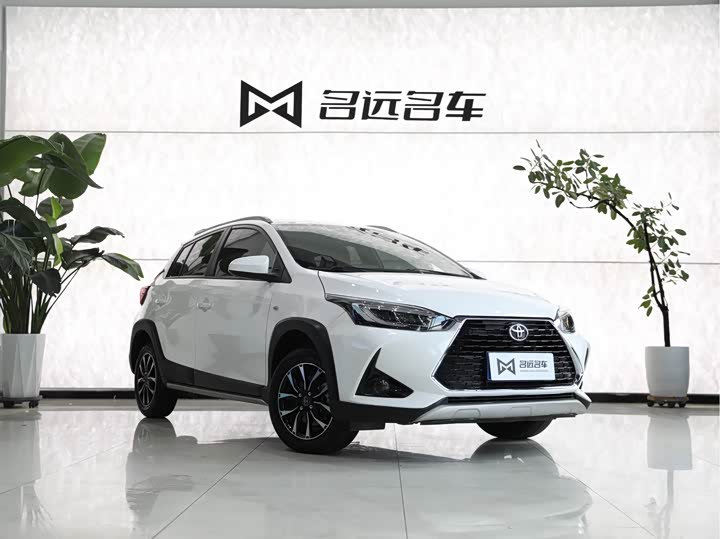 Toyota Yaris L Hatchback, 2022 — фото 3 из 9