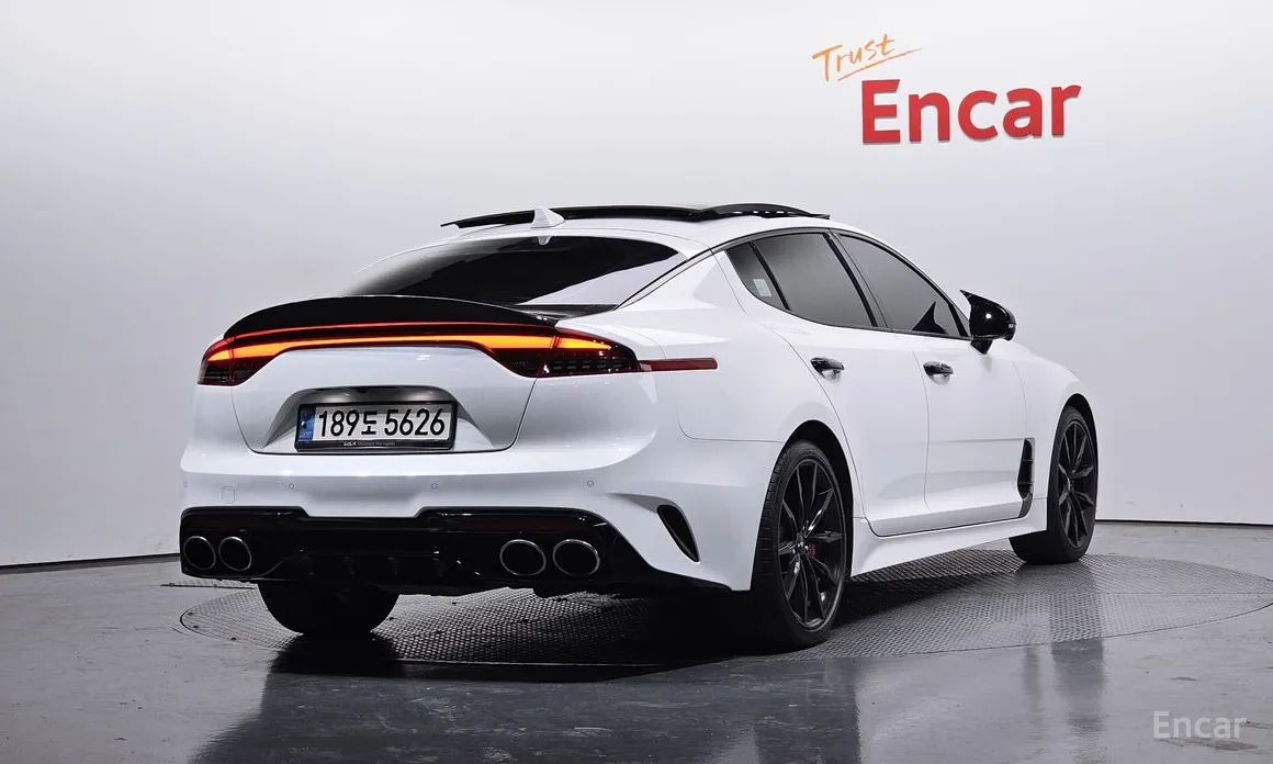 Kia Stinger, 2022 — фото 2 из 12
