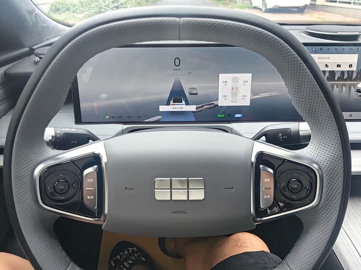 Geely Galaxy E8, 2023 — фото 7 из 9